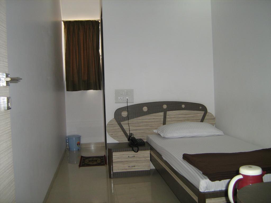 Hotel Apex Navi Mumbai Kültér fotó