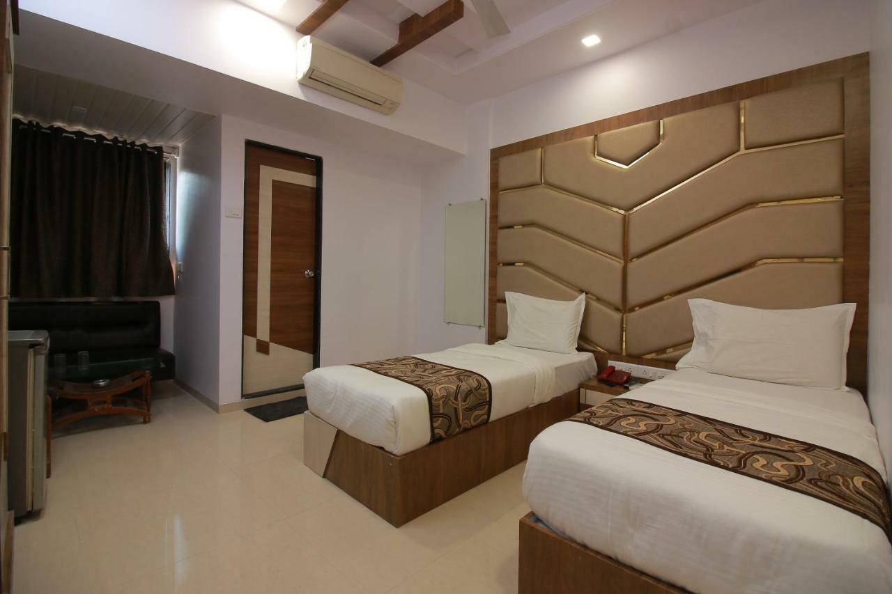 Hotel Apex Navi Mumbai Kültér fotó