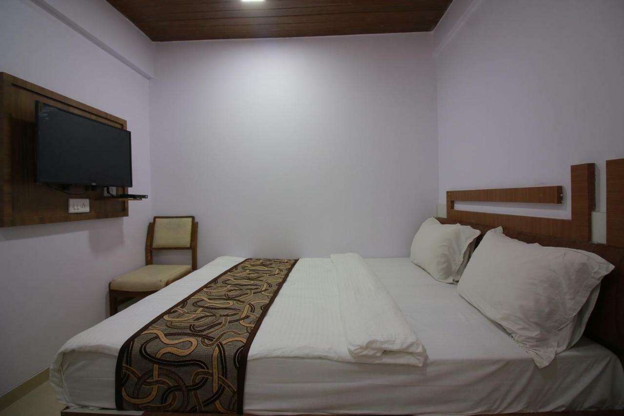 Hotel Apex Navi Mumbai Kültér fotó