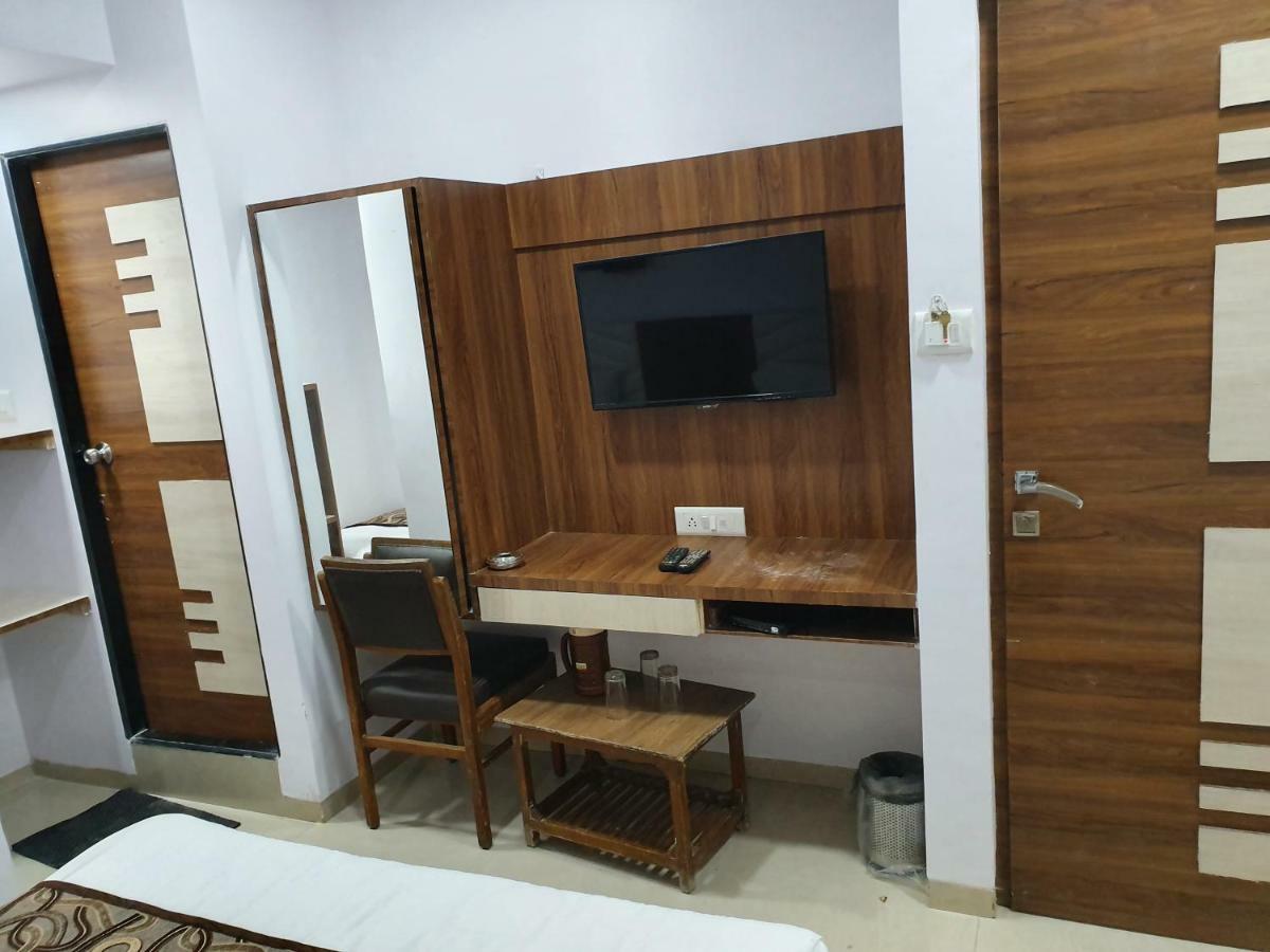Hotel Apex Navi Mumbai Kültér fotó